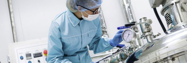 Fiche métier : le point sur l’opérateur de production